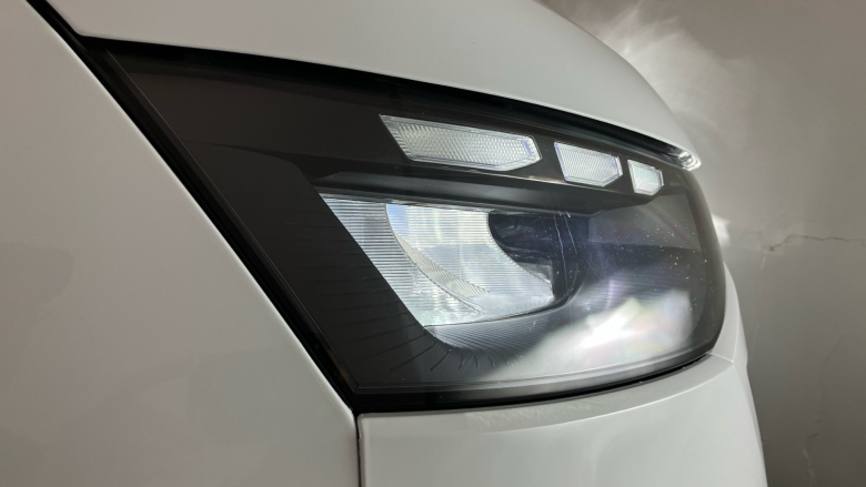 Volkswagen Transporter T32 Lwb Diesel 2.0 TDI 150 Commerce Plus Van